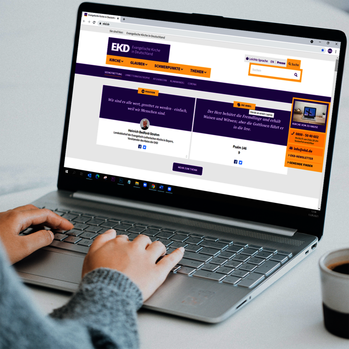 EKD Webseite auf Laptop